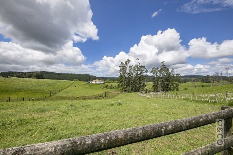 Photo of property in 641 Ararimu Valley Road, Helensville, Waimauku, 0882