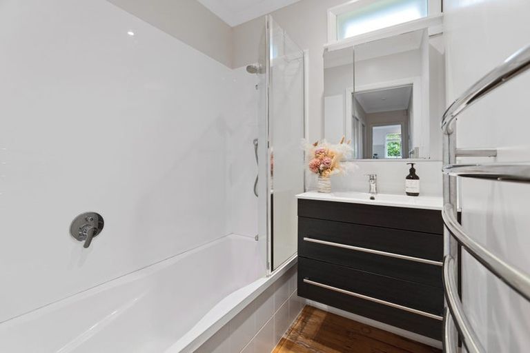 Photo of property in 6 Charles Crescent, Beerescourt, Hamilton, 3200