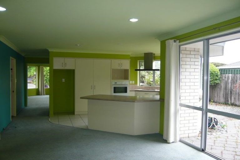 Photo of property in 6 Spinnaker Drive, Flagstaff, Hamilton, 3210