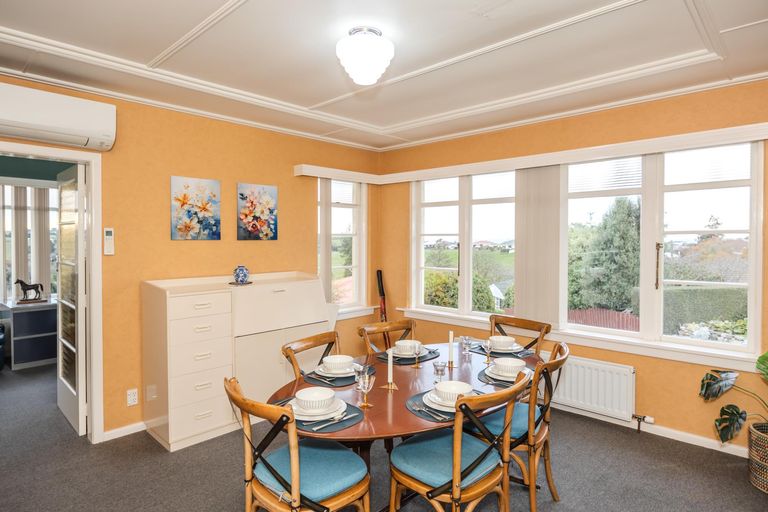 Photo of property in 10 Solway Street, Holmes Hill, Oamaru, 9401