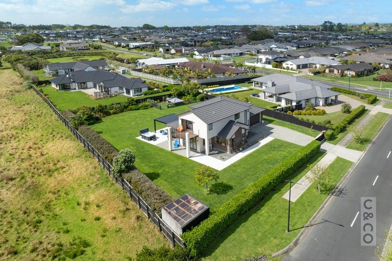 Photo of property in 30 Robert Might Road, Huapai, Kumeu, 0810