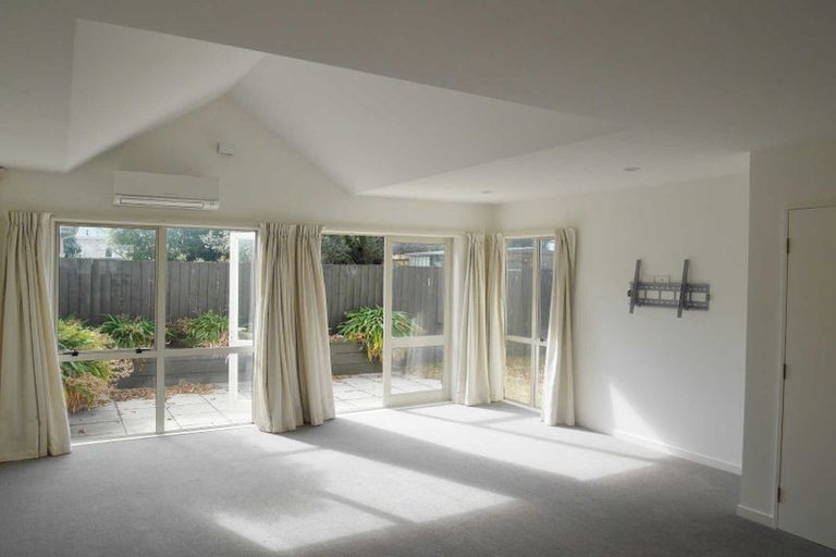 Photo of property in 6/17 Eversleigh Street, St Albans, Christchurch, 8014