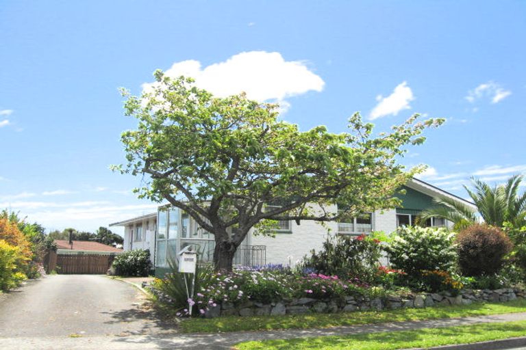 Photo of property in 2/7 Cobham Crescent, Stoke, Nelson, 7011