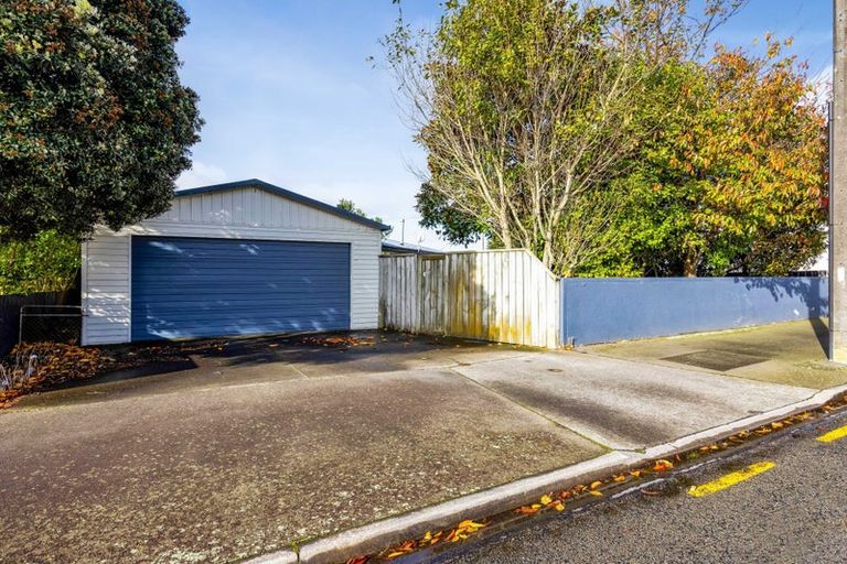 Photo of property in 24 Grey Street, Hawera, 4610