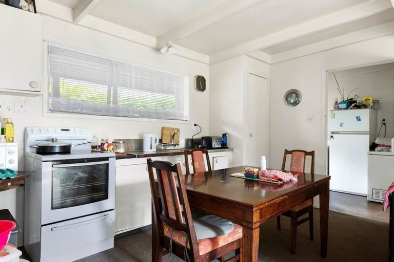 Photo of property in 17b Charles Road, Hannahs Bay, Rotorua, 3010