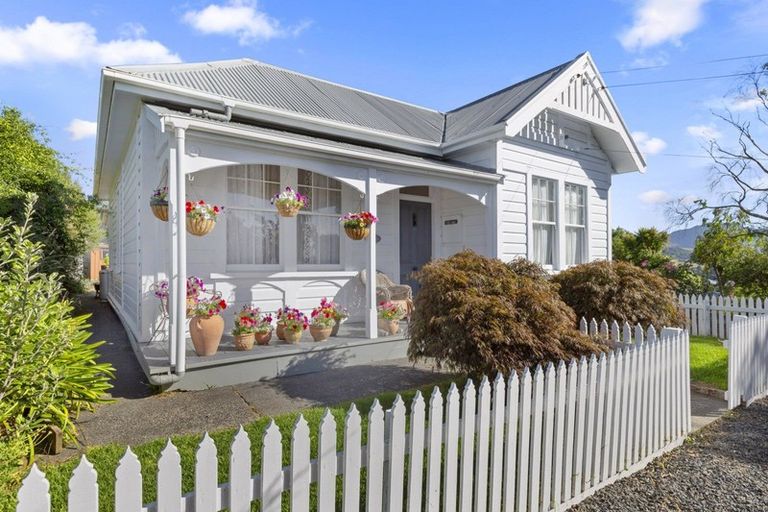 Photo of property in 23 Main Road, Raglan, 3225
