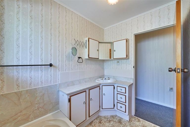 Photo of property in 100 Maxwells Line, Awapuni, Palmerston North, 4412