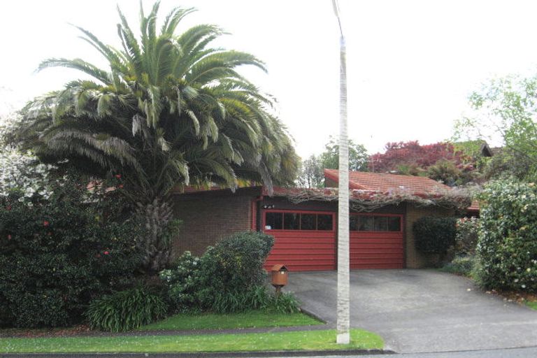 Photo of property in 9 Aquarius Drive, Kawaha Point, Rotorua, 3010