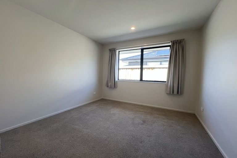 Photo of property in 19 Batchelor Place, Kaiapoi, 7630