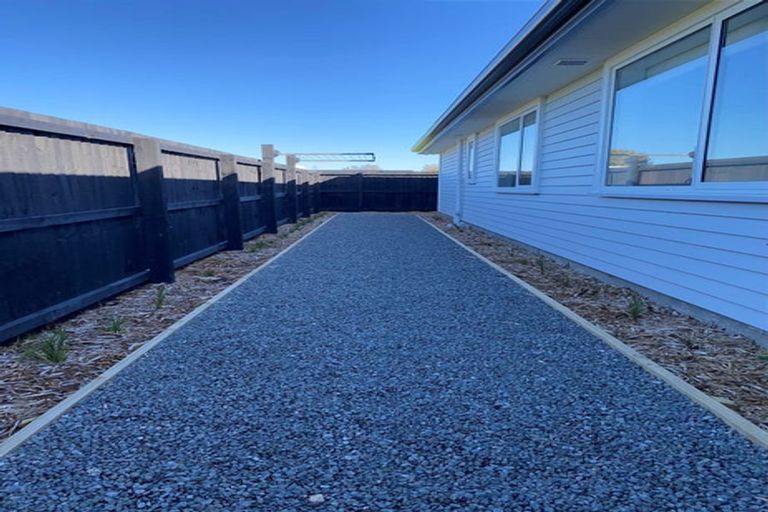 Photo of property in 26 Mcquillan Avenue, Woodend, 7610