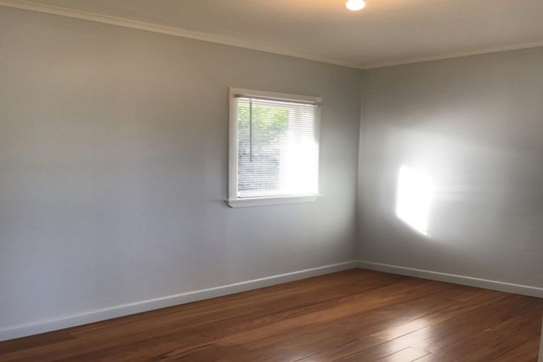 Photo of property in 103a Glengarry Road, Glen Eden, Auckland, 0602