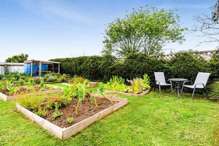 Photo of property in 15 Campbell Street, Hawera, 4610