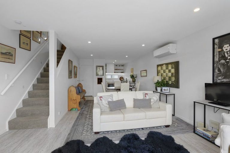 Photo of property in 2/24 Andover Street, Merivale, Christchurch, 8014