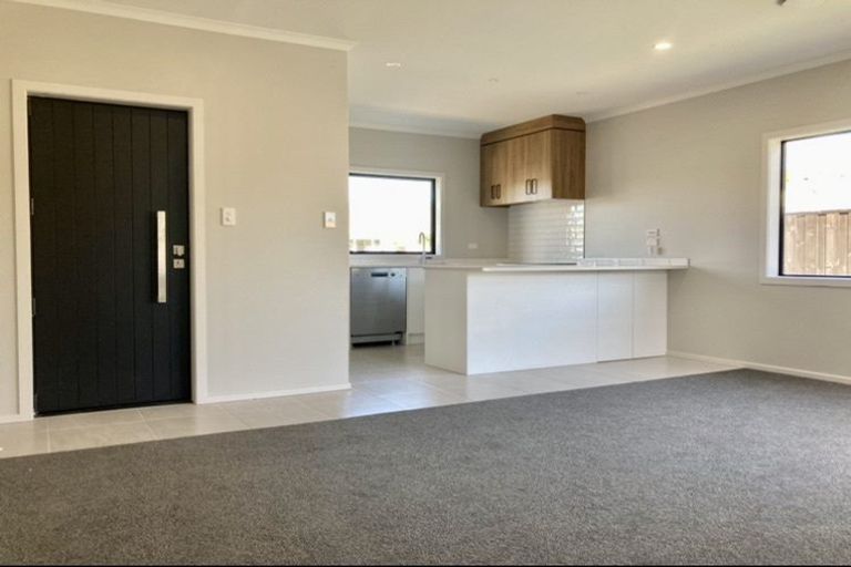 Photo of property in 2c Carey Street, Maeroa, Hamilton, 3200