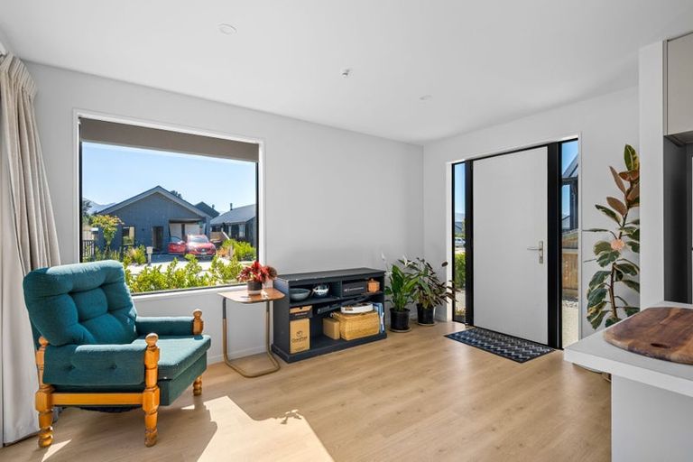 Photo of property in Northlake, 32 Cairnmuir Street, Wanaka, 9305