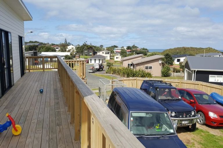 Photo of property in 8 Tua Tua Place, Baylys Beach, Dargaville, 0377