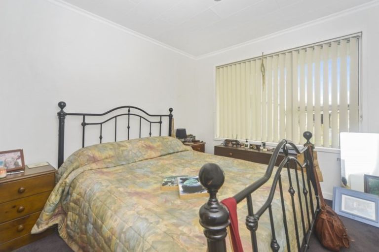 Photo of property in 8 Winiata Place, Otaki, 5512