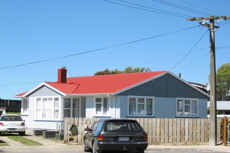 Photo of property in 2 Henderson Street, Riversdale, Blenheim, 7201