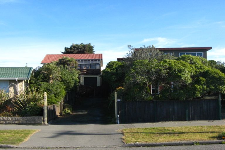 Photo of property in 351 Marine Parade, New Brighton, Christchurch, 8061