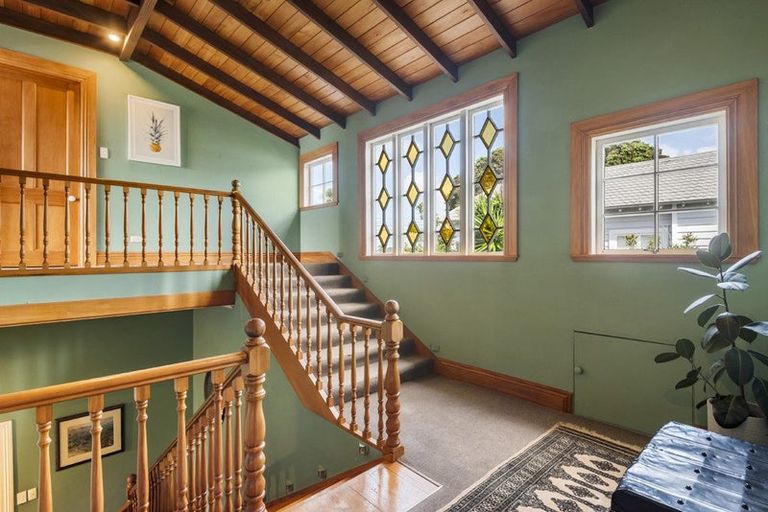 Photo of property in 5 Bayview Road, Hauraki, Auckland, 0622