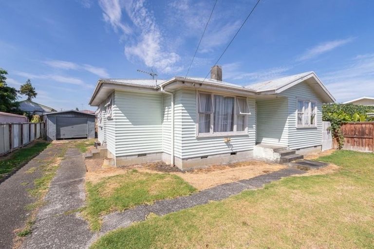 Photo of property in 15 English Street, St Andrews, Hamilton, 3200