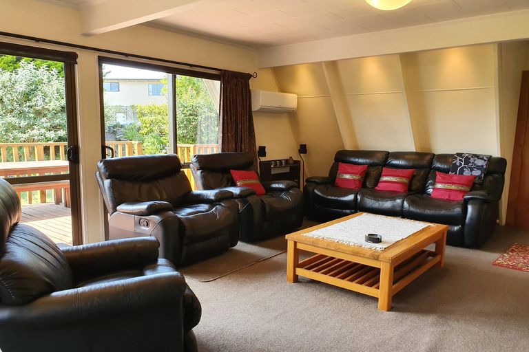 Photo of property in 18 Murray Place, Lake Tekapo, 7999