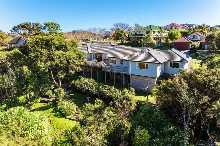 Photo of property in 4 Petrel Lane, Whitby, Porirua, 5024