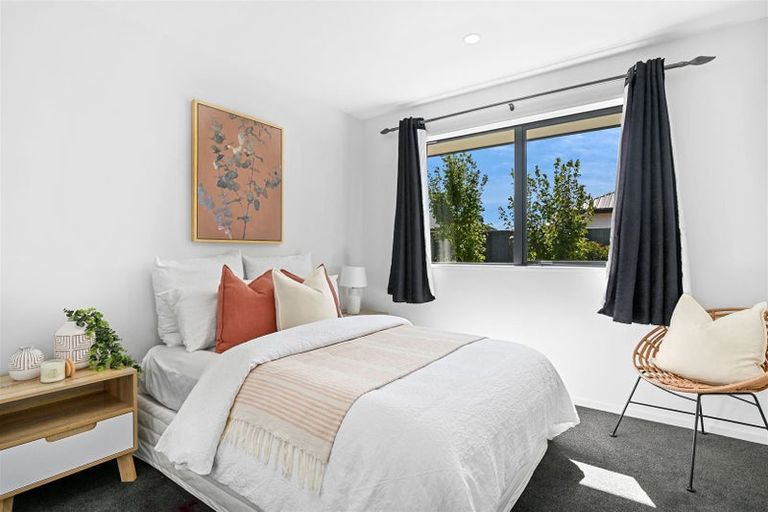 Photo of property in 9 Banded Place, Rolleston, 7615