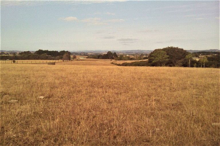 Photo of property in 174 Morrison Road, Pukekawa, Tuakau, 2696