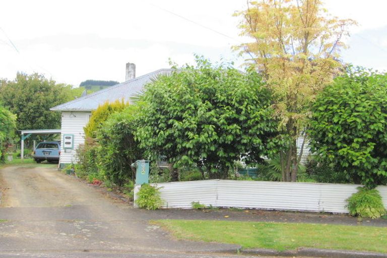 Photo of property in 10 Totara Crescent, Taumarunui, 3920