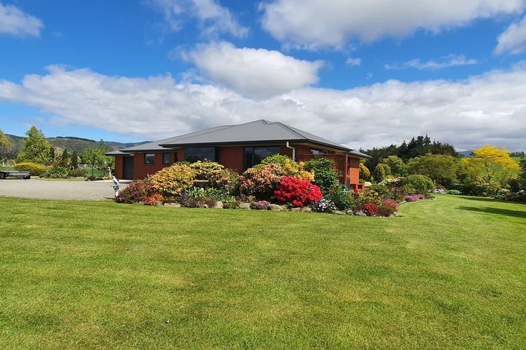 Photo of property in 11 Hunts Road, Waimate, 7978