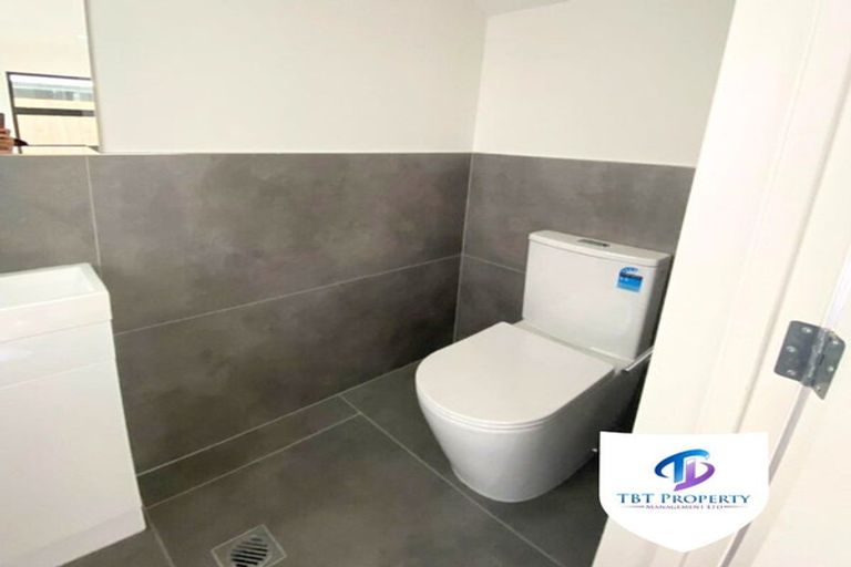 Photo of property in 17a Eddowes Street, Manurewa, Auckland, 2102