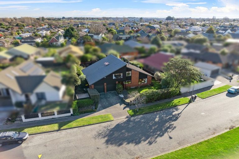 Photo of property in 37 Muir Avenue, Halswell, Christchurch, 8025