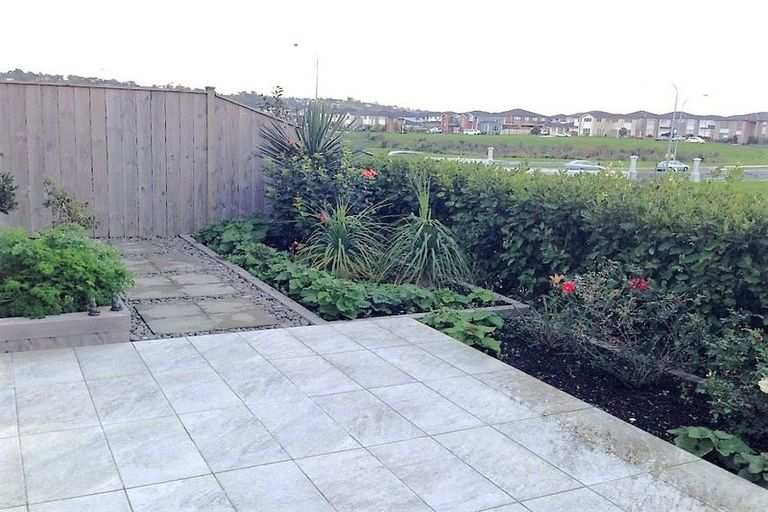 Photo of property in 55 Killarney Drive, Flat Bush, Auckland, 2019