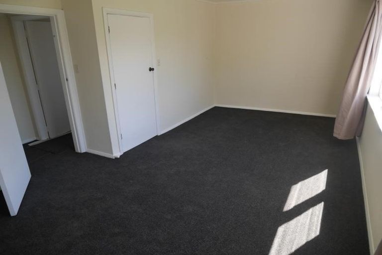 Photo of property in Silver Birch Court, 2/567u High Street, Boulcott, Lower Hutt, 5010