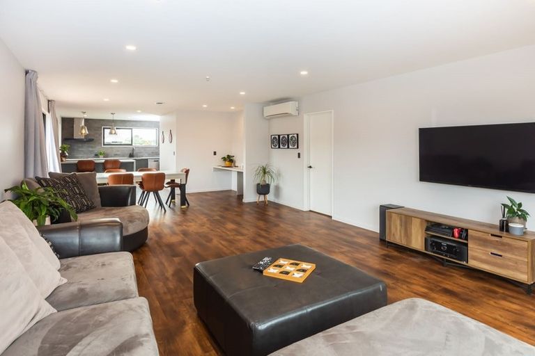 Photo of property in 13 Catchpole Place, Woodend, 7610