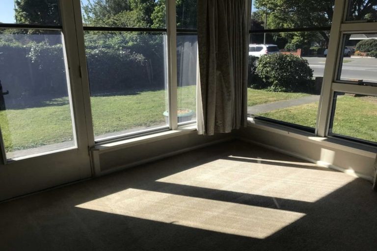 Photo of property in 79a Memorial Avenue, Ilam, Christchurch, 8053