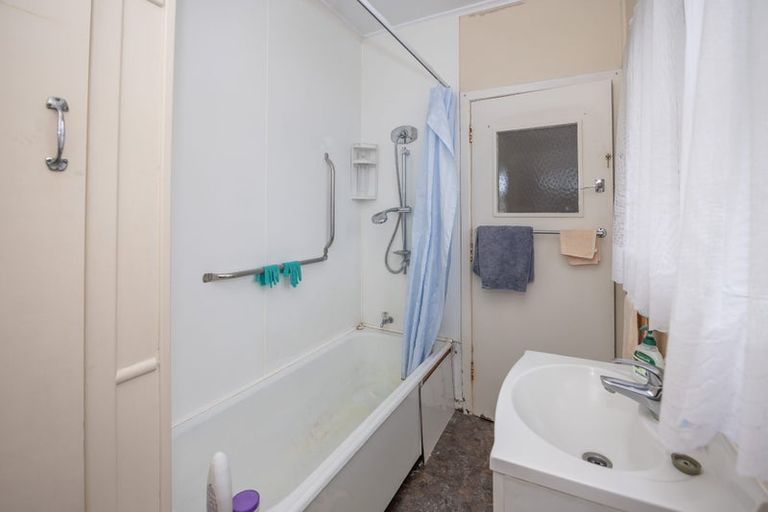 Photo of property in 1 Allen Street, Frankton, Hamilton, 3204