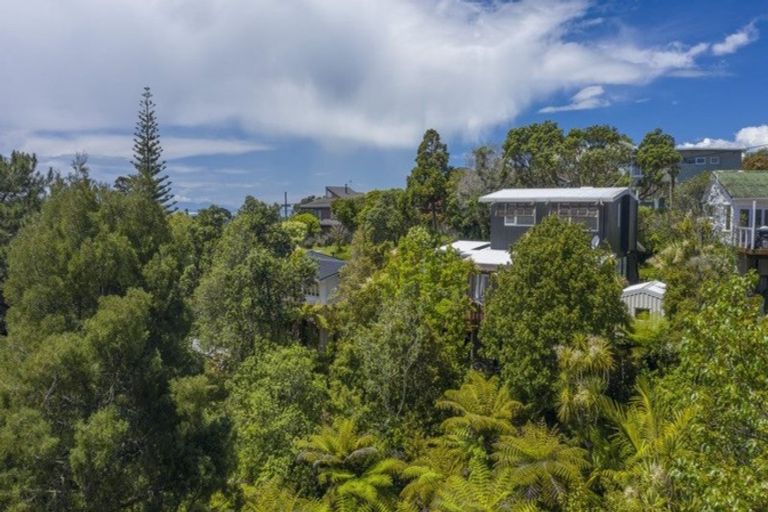 Photo of property in 94 Castor Bay Road, Castor Bay, Auckland, 0620
