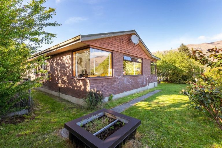 Photo of property in 64 Mcdougall Street, Wanaka, 9305