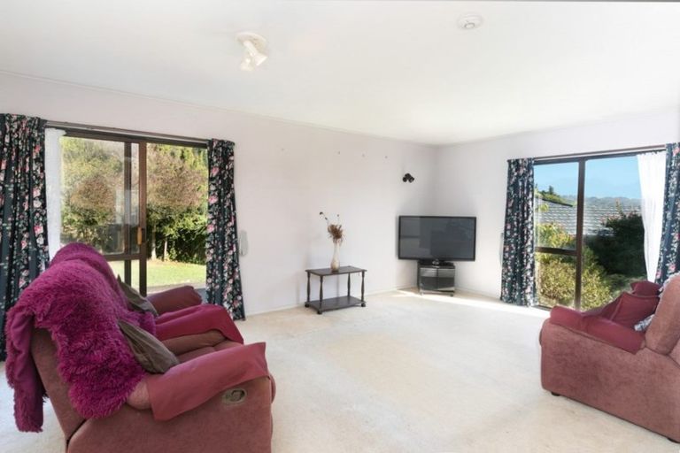 Photo of property in 23 Japonica Crescent, Ranui, Porirua, 5024