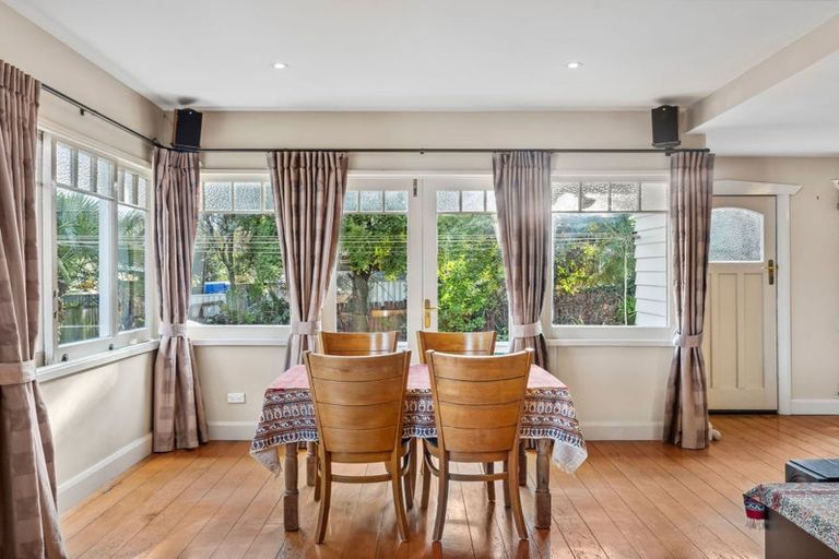 Photo of property in 31 Tahunanui Drive, Tahunanui, Nelson, 7011