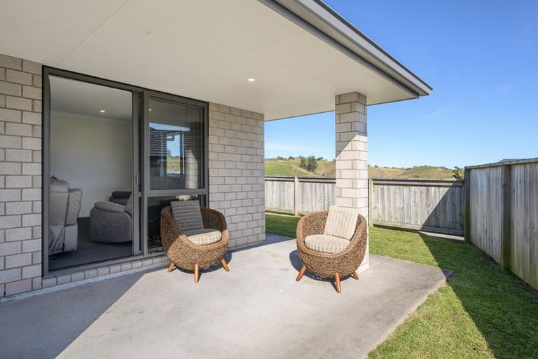 Photo of property in 1 Antrim Glade, Welcome Bay, Tauranga, 3175