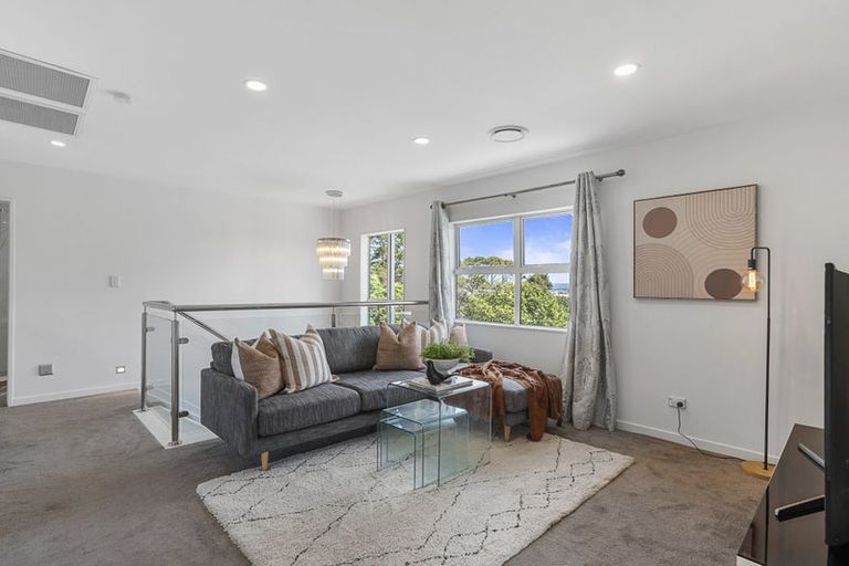 Photo of property in 12 Marae Road, Greenhithe, Auckland, 0632