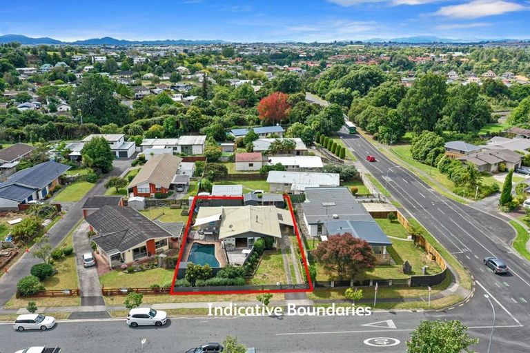 Photo of property in 2 Morrow Avenue, St Andrews, Hamilton, 3200