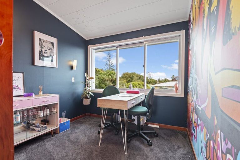 Photo of property in 28 Hammond Street, Marton, 4710