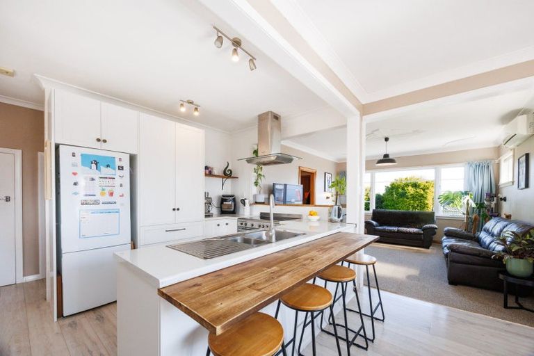 Photo of property in 236 Tremaine Avenue, Highbury, Palmerston North, 4412