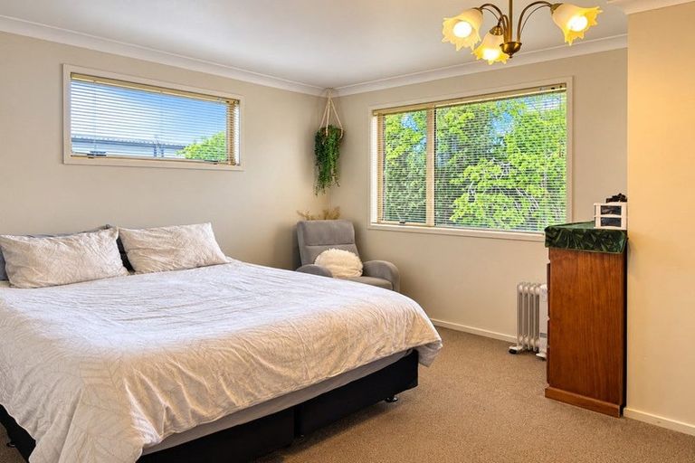 Photo of property in 25a Astley Avenue, New Lynn, Auckland, 0600