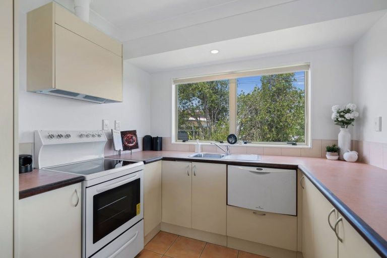 Photo of property in 6a Tainui Street, Onerahi, Whangarei, 0110