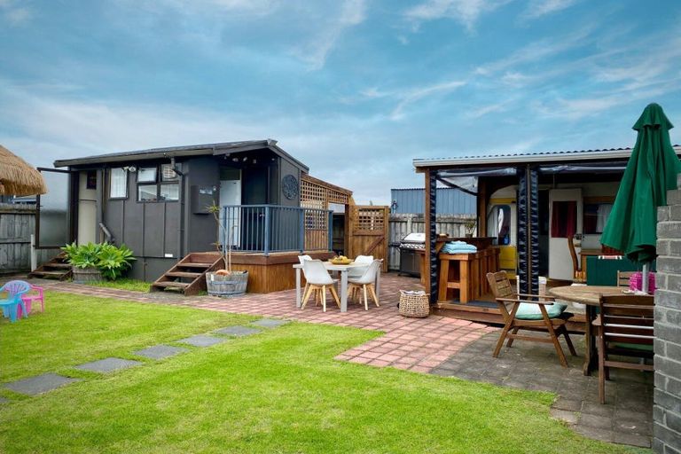 Photo of property in 102 Kauri Crescent, Matarangi, Whitianga, 3592